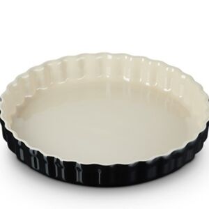 Le Creuset 28cm Fluted Flan Dish- Black Onyx